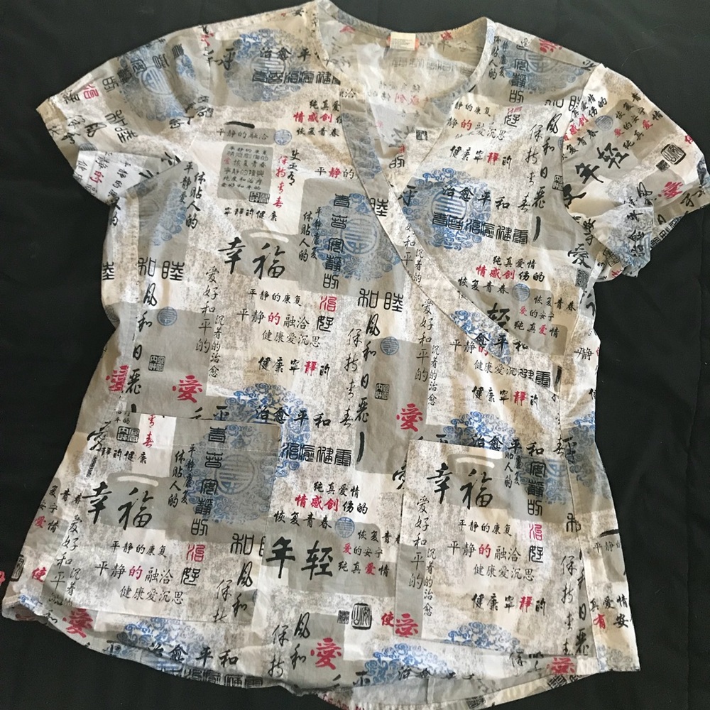 Scrub top